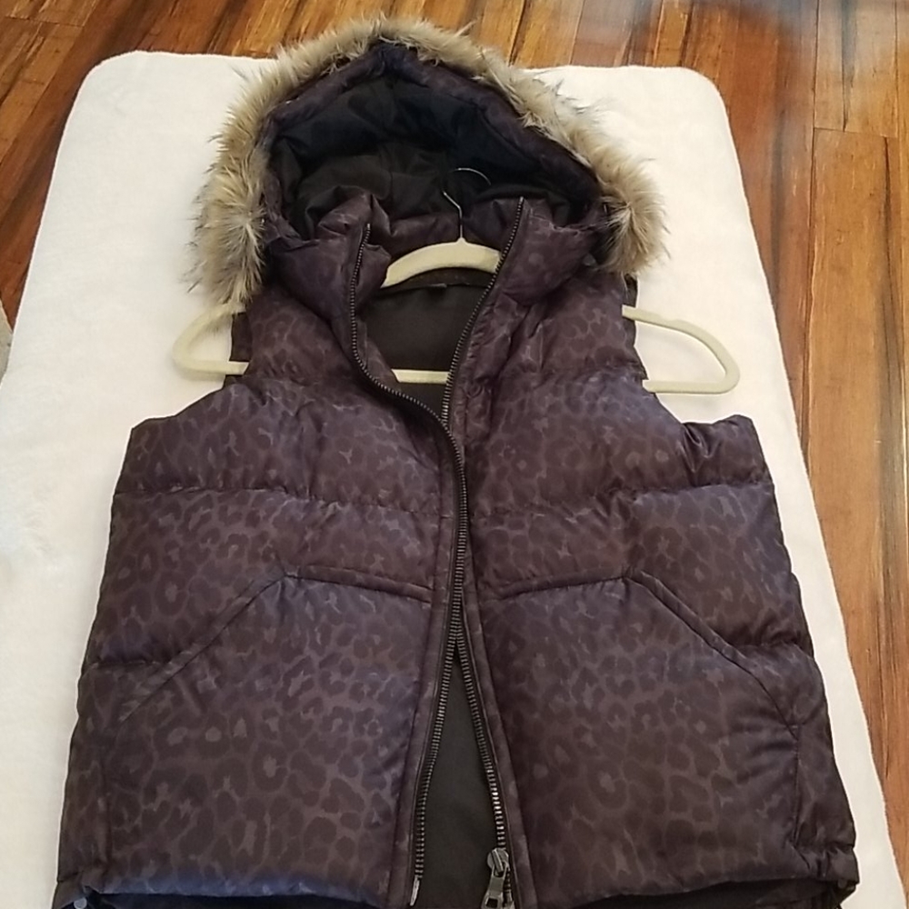 Authentic COACH brown leapord puffer vest